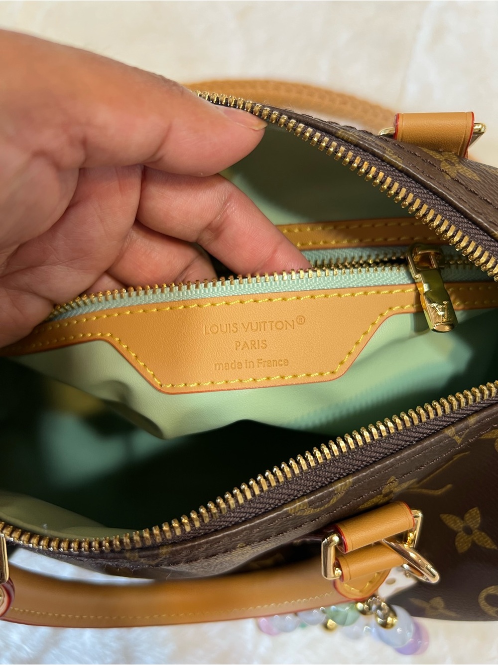 LV Speedy Soft 25 Lucky! PLSSS READ THE DESCRIPTION!!! - Picture 13 of 16